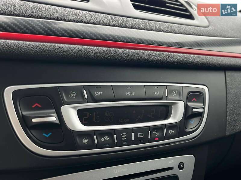 Купе Renault Megane 2015 в Львове