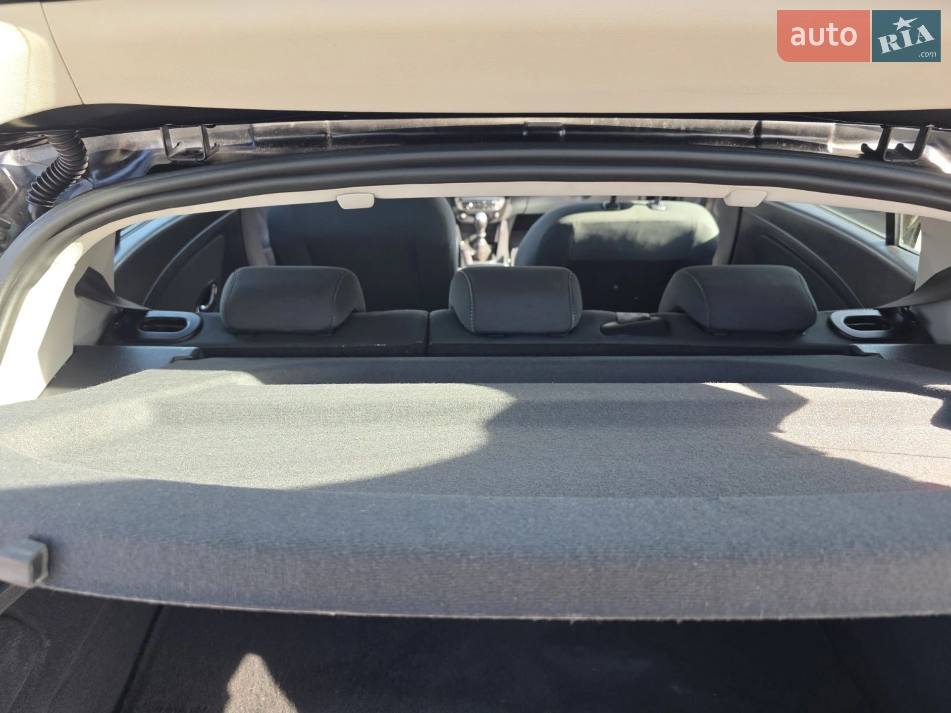 2012 Renault Megane - мініатюра 21