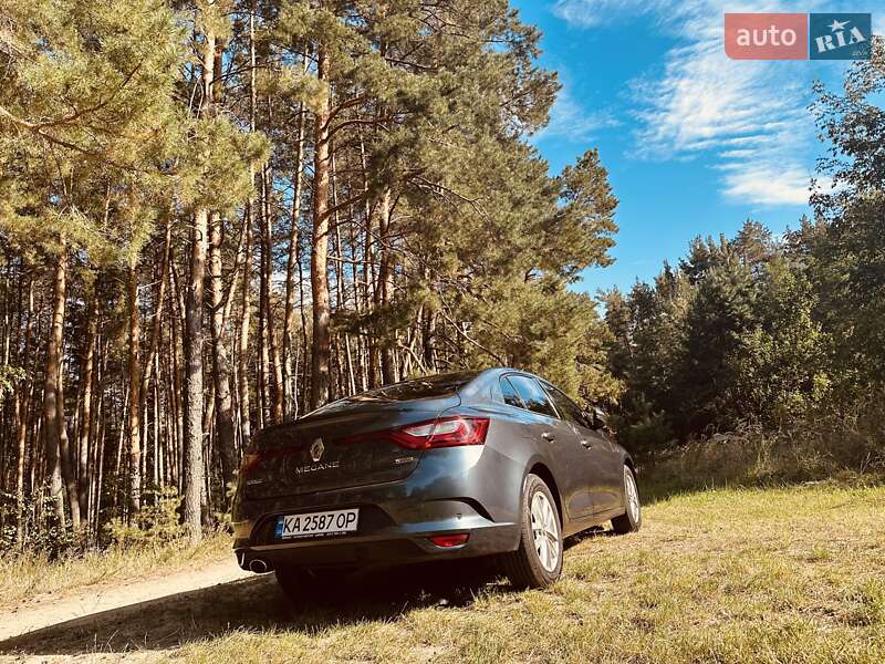 Седан Renault Megane 2017 в Обухові
