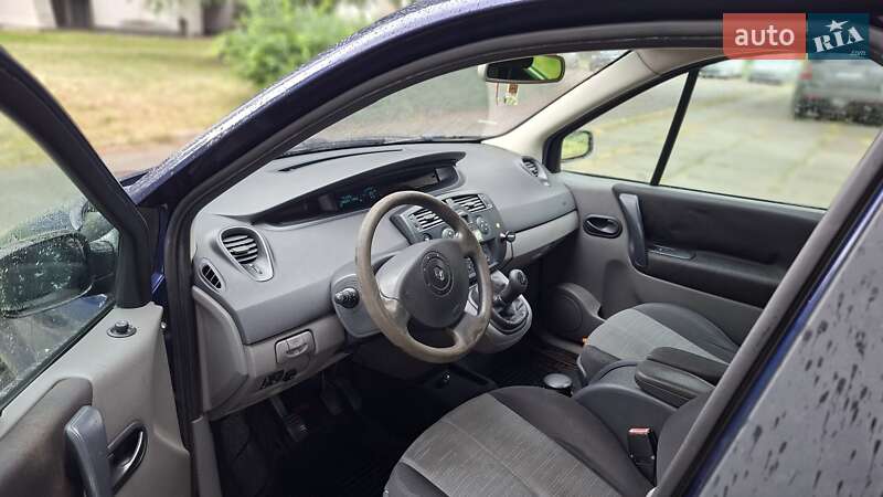 Мінівен Renault Megane 2004 в Києві