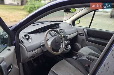 Минивэн Renault Megane 2004 в 