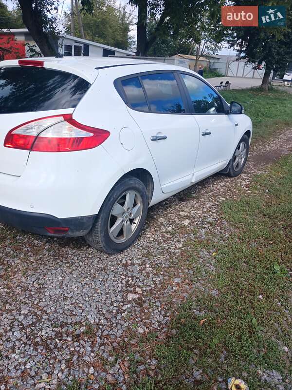 Хэтчбек Renault Megane 2011 в Львове фото 5 Хэтчбек Renault Megane 2011 в Львове