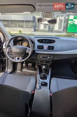Хэтчбек Renault Megane 2009 в 