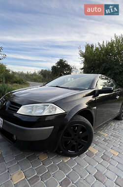 Кабриолет Renault Megane 2005 в 