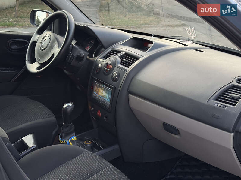 Седан Renault Megane 2005 в Николаеве