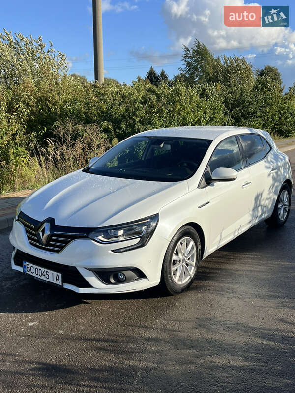 Хэтчбек Renault Megane 2017 в Львове