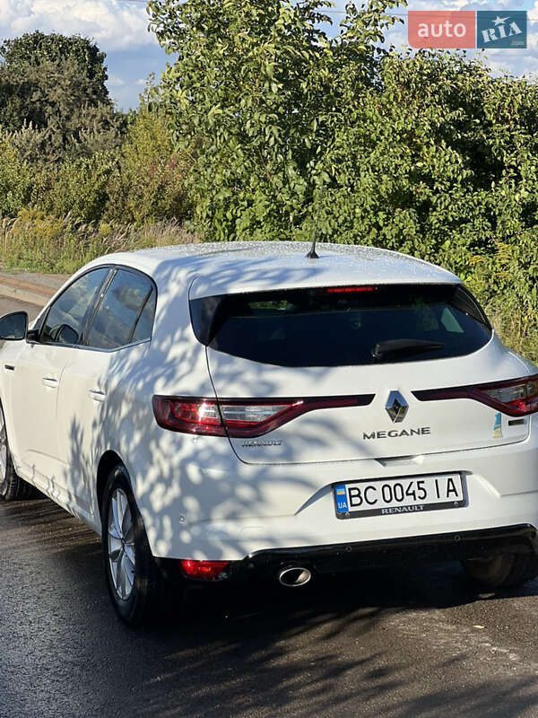 Хэтчбек Renault Megane 2017 в Львове