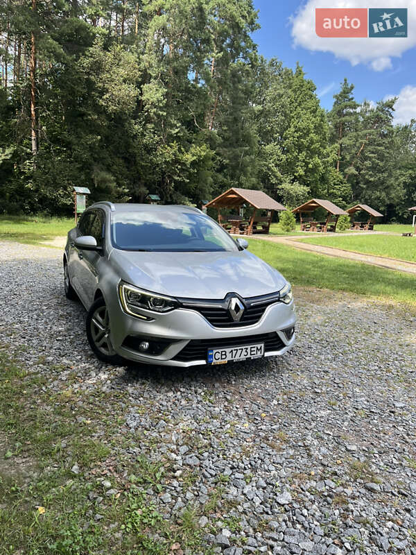 Универсал Renault Megane 2017 в Чернигове