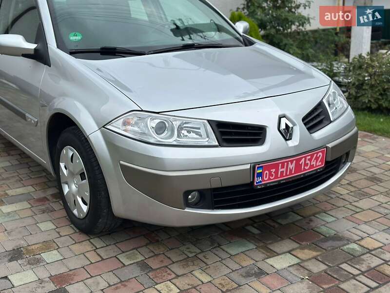 Седан Renault Megane 2007 в Бучаче