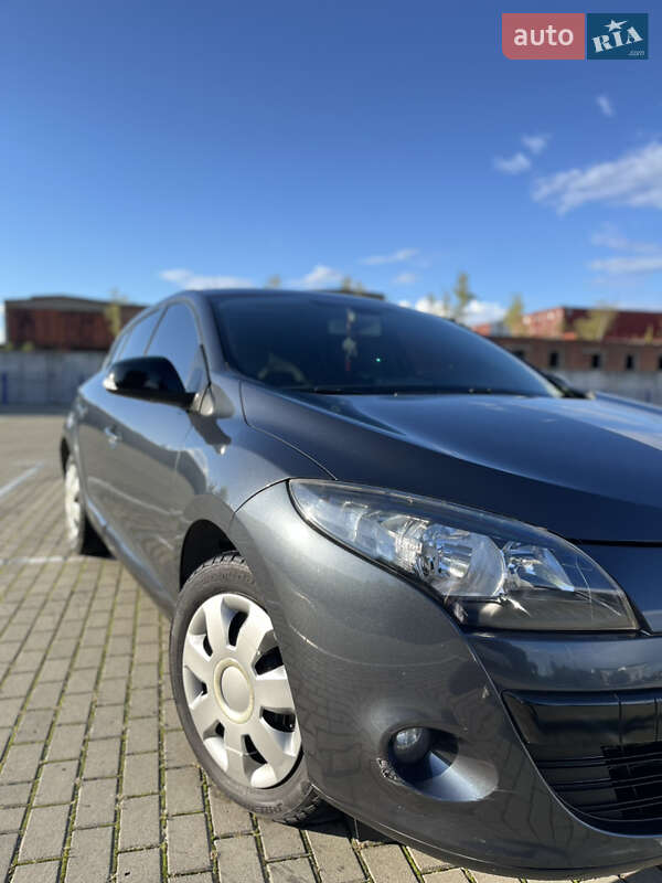 Хэтчбек Renault Megane 2011 в Тернополе