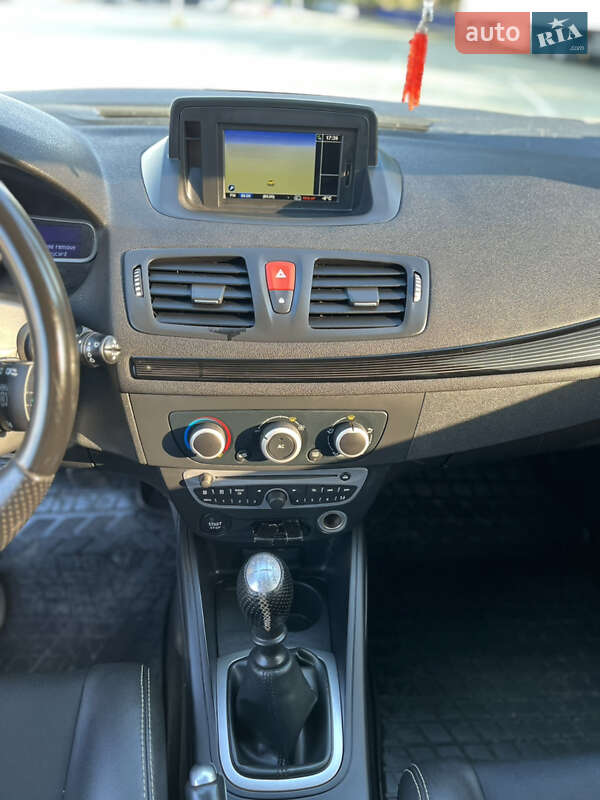 Хэтчбек Renault Megane 2011 в Тернополе