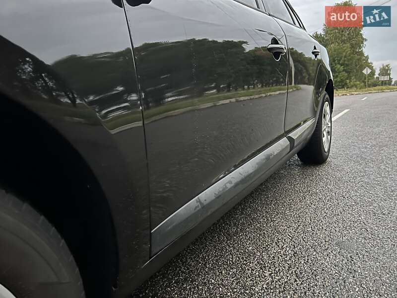 Универсал Renault Megane 2010 в Ромнах фото 15 Универсал Renault Megane 2010 в Ромнах