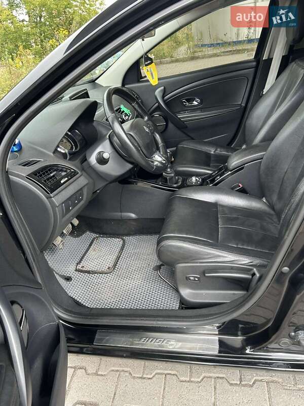 Універсал Renault Megane 2013 в Старокостянтинові фото 12 Універсал Renault Megane 2013 в Старокостянтинові