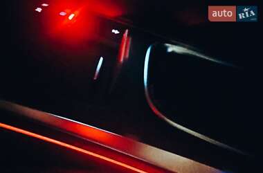 Седан Renault Megane 2019 в 