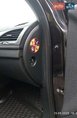 Универсал Renault Megane 2010 в 