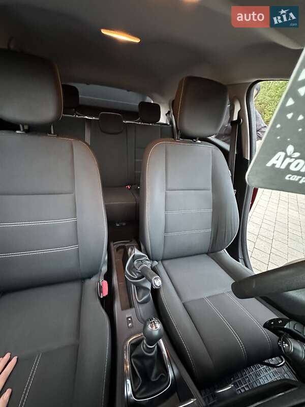 Хэтчбек Renault Megane 2015 в Бучаче фото 7 Хэтчбек Renault Megane 2015 в Бучаче