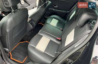 Хэтчбек Renault Megane 2014 в 