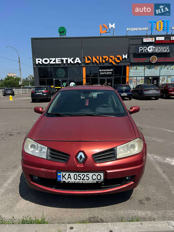 Хэтчбек Renault Megane 2007 в 