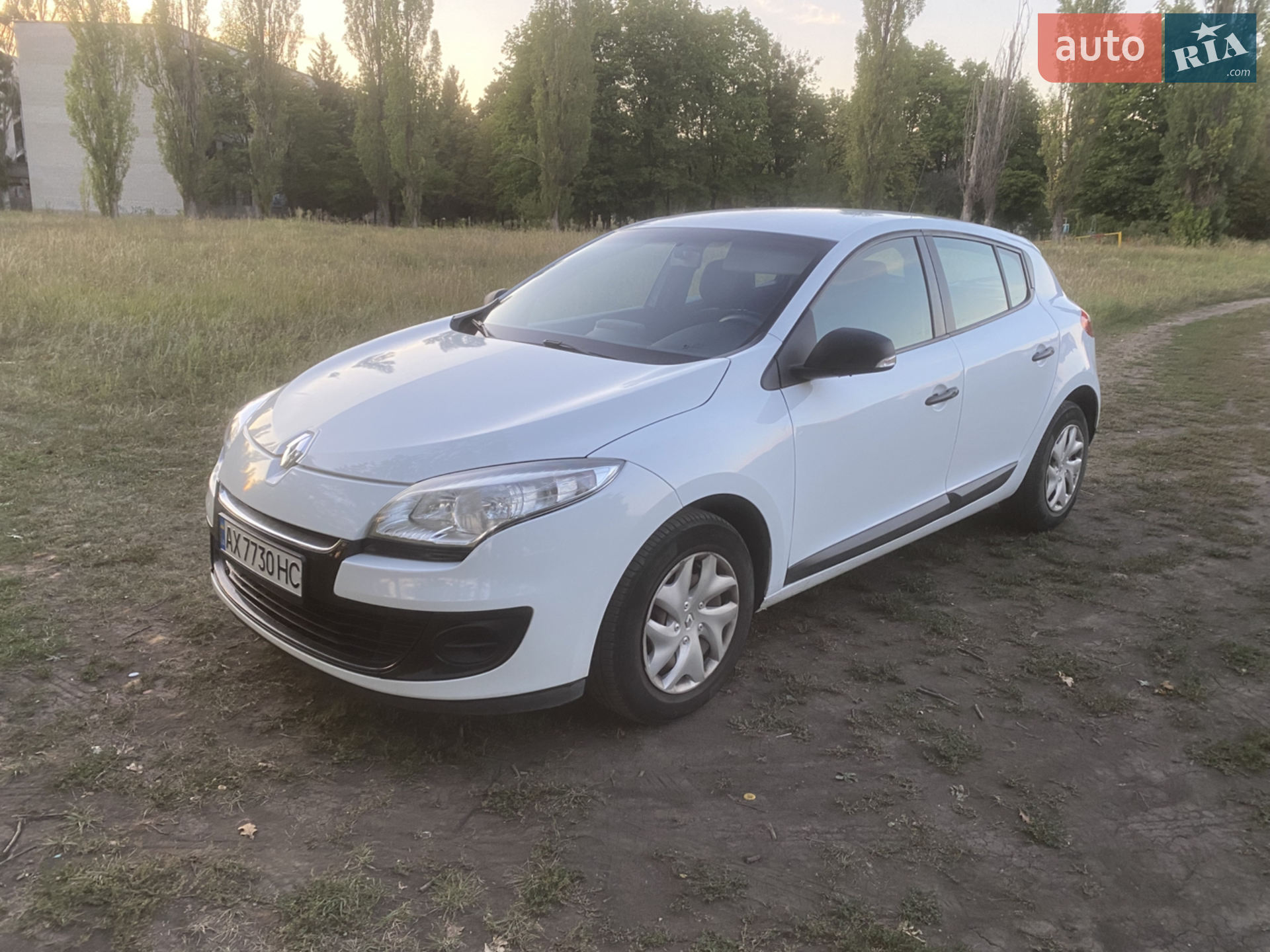 2012 Renault Megane - мініатюра 9