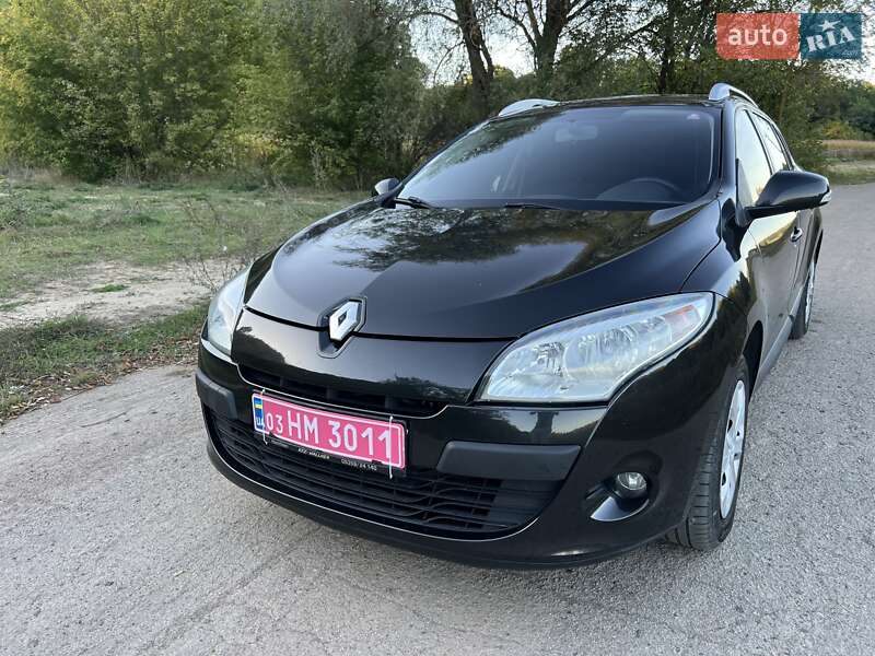 Универсал Renault Megane 2010 в Ромнах фото 8 Универсал Renault Megane 2010 в Ромнах