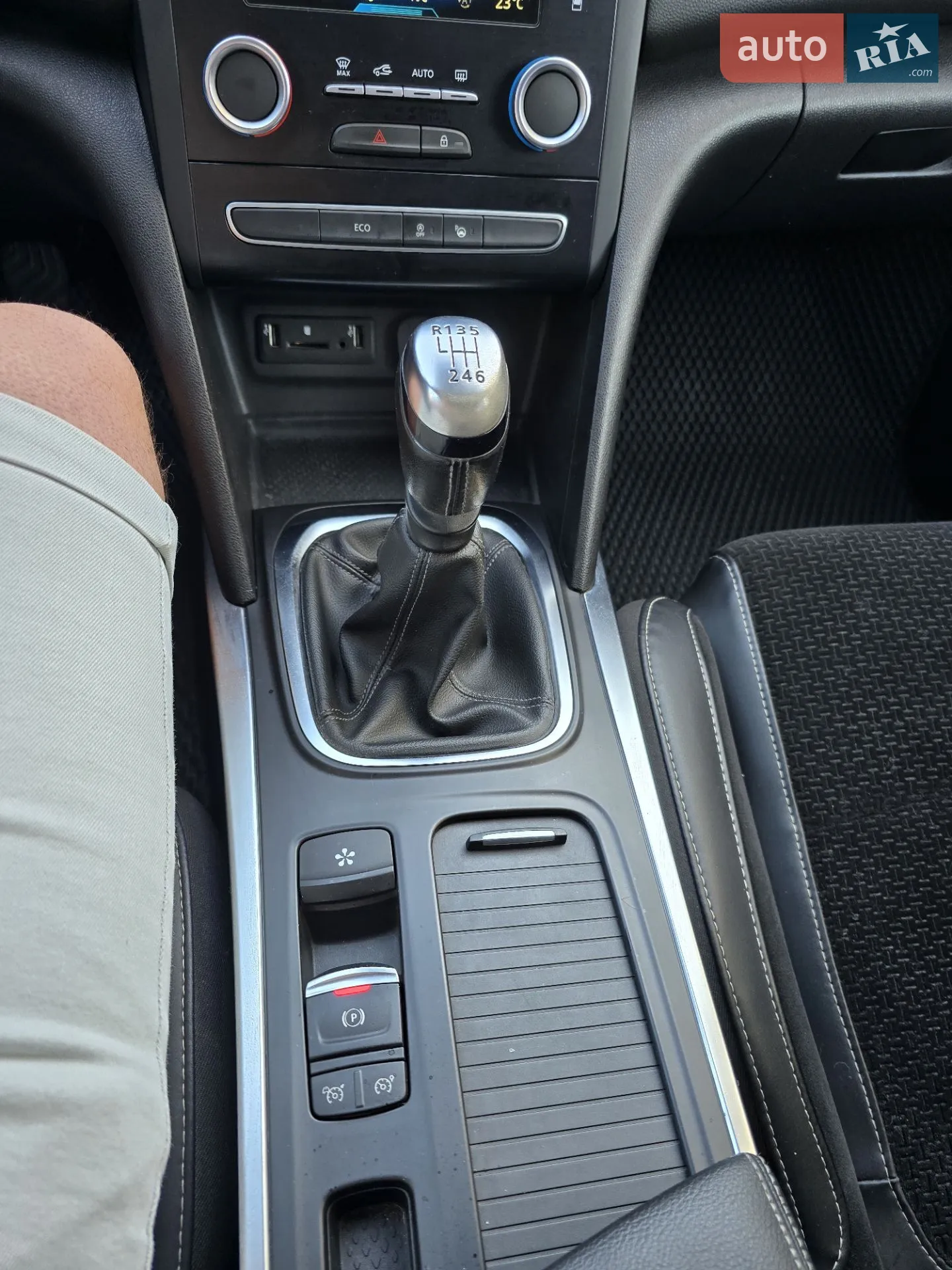2016 Renault Megane - мініатюра 18