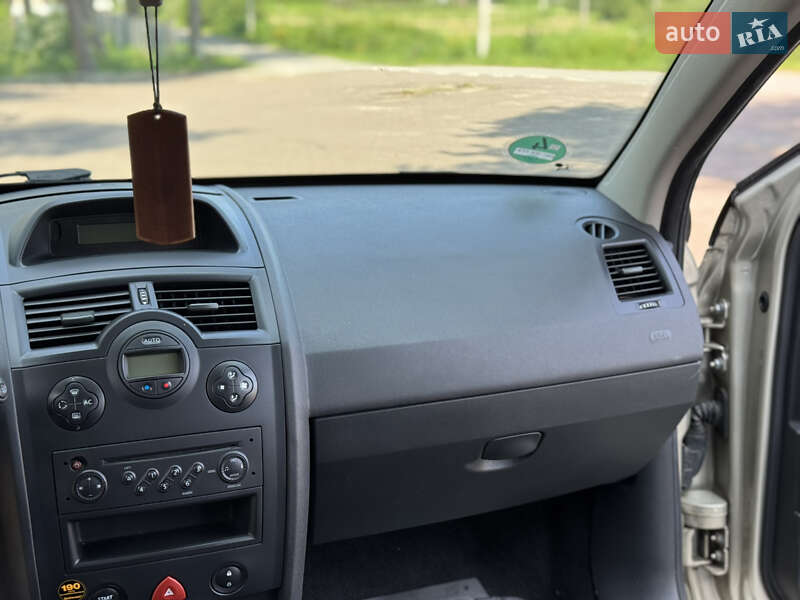 Седан Renault Megane 2006 в Виннице фото 14 Седан Renault Megane 2006 в Виннице
