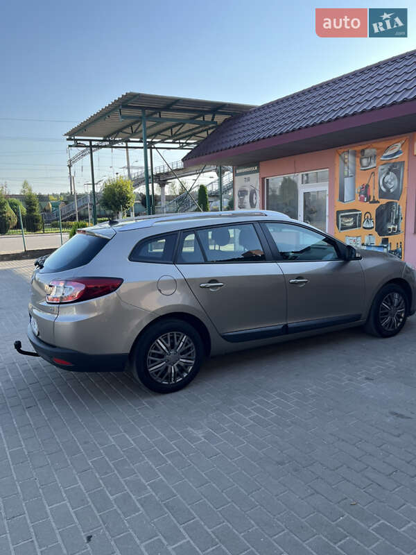 Універсал Renault Megane 2012 в Бродах фото 11 Універсал Renault Megane 2012 в Бродах