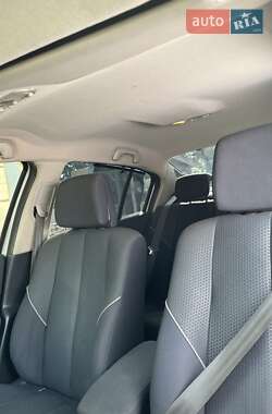 Седан Renault Megane 2005 в  фото 6 Седан Renault Megane 2005 в