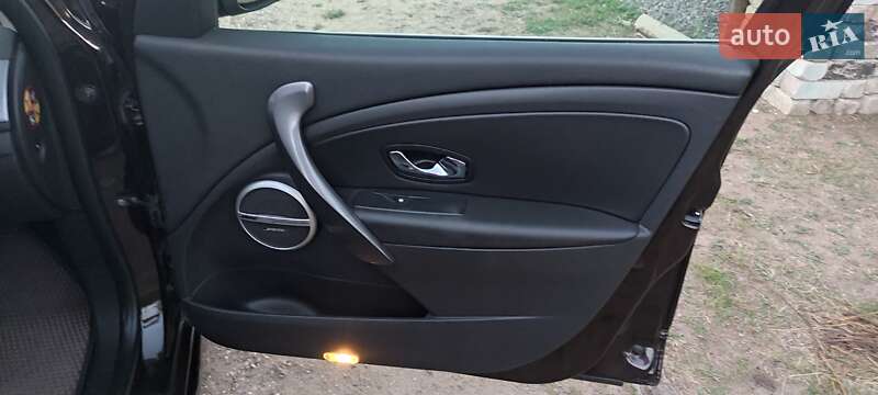 Універсал Renault Megane 2012 в Вознесенську фото 23 Універсал Renault Megane 2012 в Вознесенську