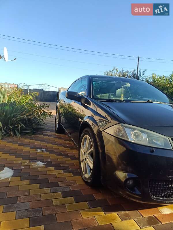 Кабріолет Renault Megane 2008 в Полтаві фото 4 Кабріолет Renault Megane 2008 в Полтаві