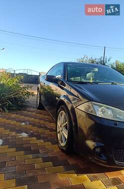 Кабриолет Renault Megane 2008 в  фото 4 Кабриолет Renault Megane 2008 в