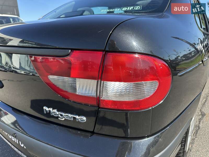 Седан Renault Megane 2003 в Киеве