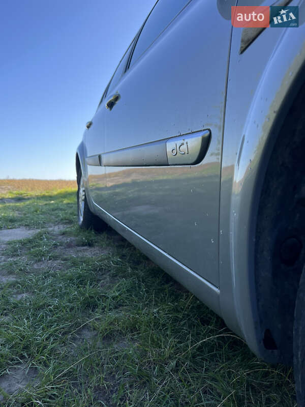 Седан Renault Megane 2004 в Ровно