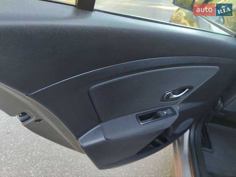 Универсал Renault Megane 2010 в Киеве