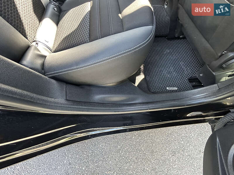 Универсал Renault Megane 2015 в Борисполе фото 25 Универсал Renault Megane 2015 в Борисполе