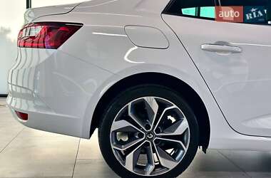 Седан Renault Megane 2018 в 