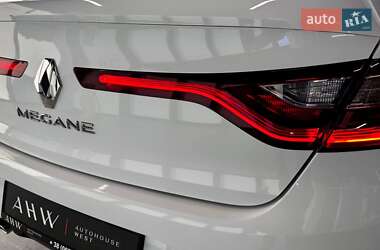 Седан Renault Megane 2018 в 