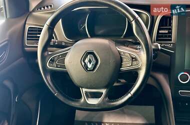 Седан Renault Megane 2018 в 