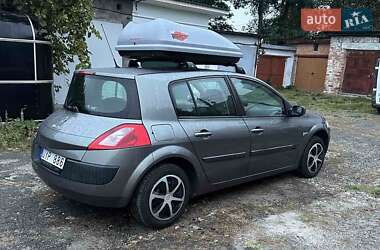 Хэтчбек Renault Megane 2003 в 