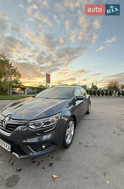 Універсал Renault Megane 2017 в  фото 2 Універсал Renault Megane 2017 в