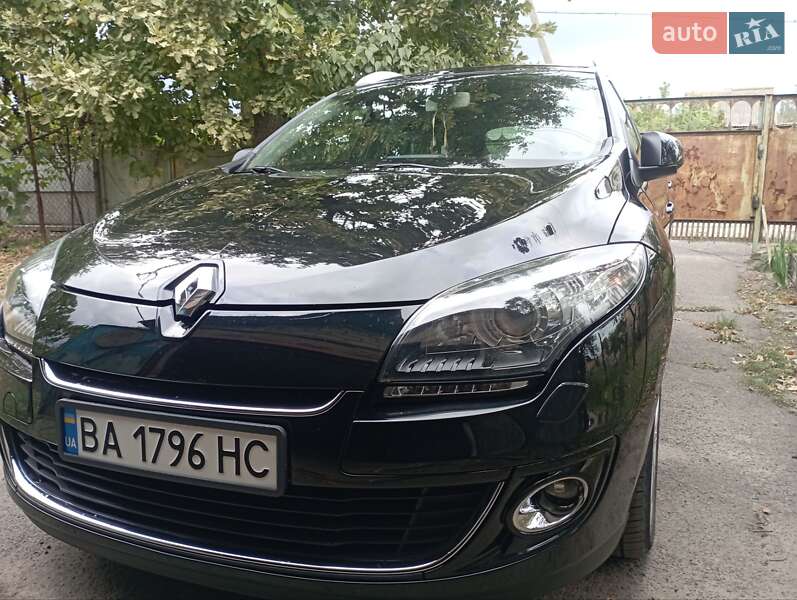 Универсал Renault Megane 2012 в Петрове фото 23 Универсал Renault Megane 2012 в Петрове
