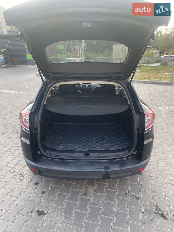 Универсал Renault Megane 2011 в Житомире фото 6 Универсал Renault Megane 2011 в Житомире