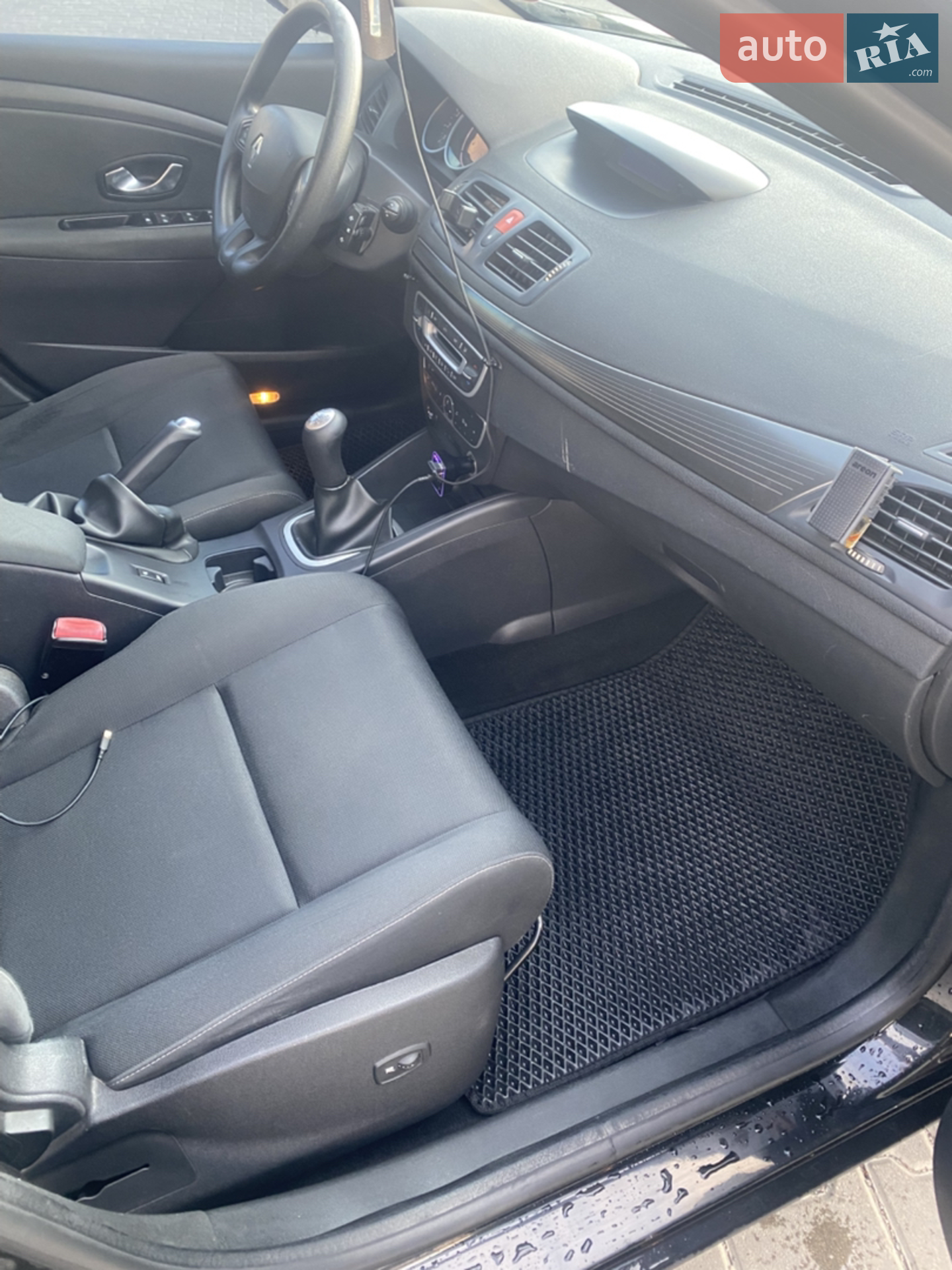 2011 Renault Megane - мініатюра 17