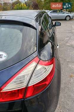 Хэтчбек Renault Megane 2010 в 