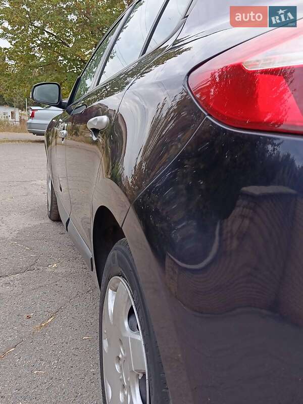 Хэтчбек Renault Megane 2010 в Полтаве