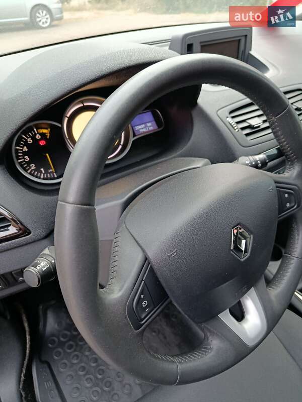 Хэтчбек Renault Megane 2010 в Полтаве