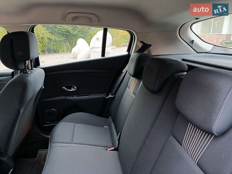 Хэтчбек Renault Megane 2010 в Полтаве