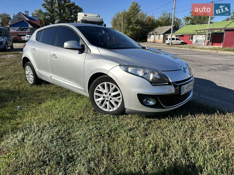Хэтчбек Renault Megane 2013 в Кременчуге фото 5 Хэтчбек Renault Megane 2013 в Кременчуге