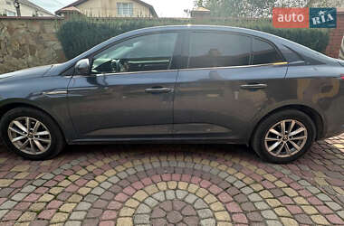 Седан Renault Megane 2020 в 