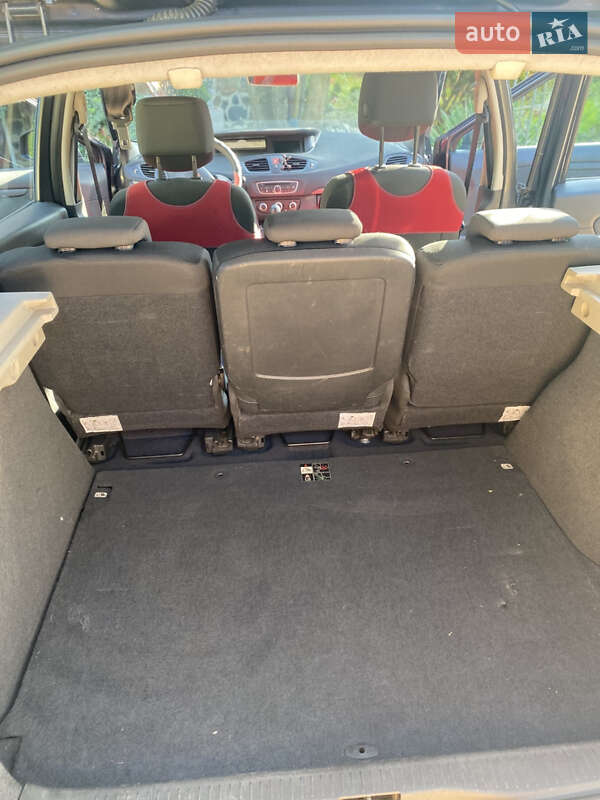 Универсал Renault Megane 2009 в Луцке фото 7 Универсал Renault Megane 2009 в Луцке